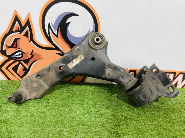 Lower Front Left Control Arm Land Rover Discovery Sport L550 image 8