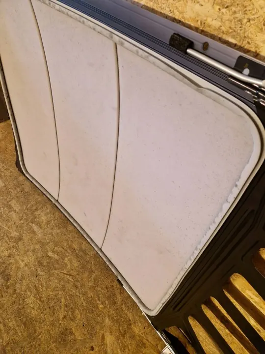 Nissan Qashqai 2006 schuifdakraam OEM 4223025A4907 image 4