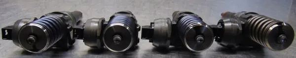 Inyectores OEM 038130073AG para Audi A3 8P 1.9TDI image 3