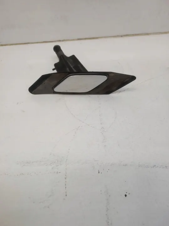 OEM 3G0955103 Vänster strålkastartvätt VW Passat B8 image 2