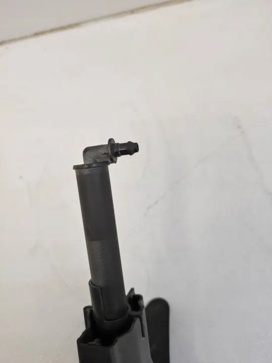 OEM 3G0955103 Vänster strålkastartvätt VW Passat B8 image 5