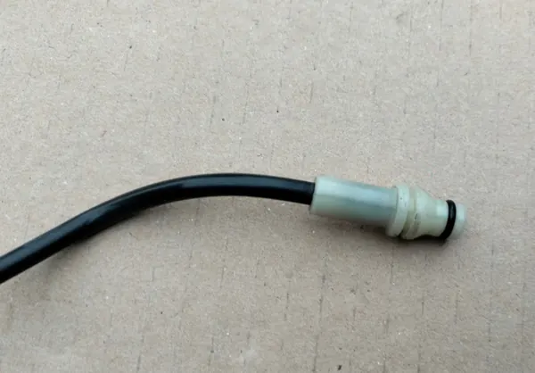 Dacia Koppelingskabel OEM 308526341R 0 - Gebruikt image 4