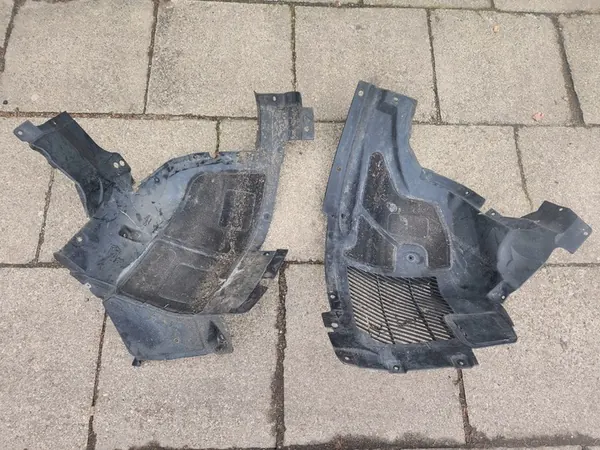 BMW X5 F15 Front Left Wheel Arch OEM image 3