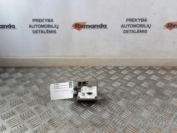 Gato Mercedes-Benz GLE Coupe OEM A1669059102 image 2