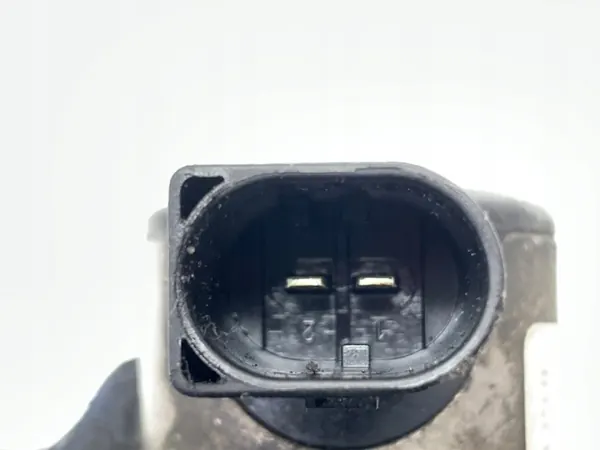 Régulateur Pression Carburant OEM 04L130764B VW Golf VII image 3