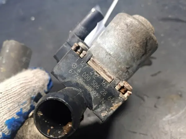 Électrovanne Mercedes-Benz W213 OEM A0005062864 image 4