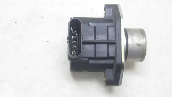 Válvula eletromagnética Mercedes OEM 064/026 Usada image 3