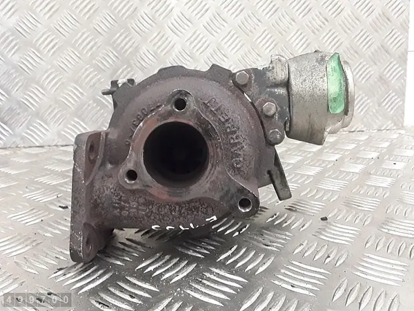 Opel Astra J Turbocharger 1700td 98053674 image 8