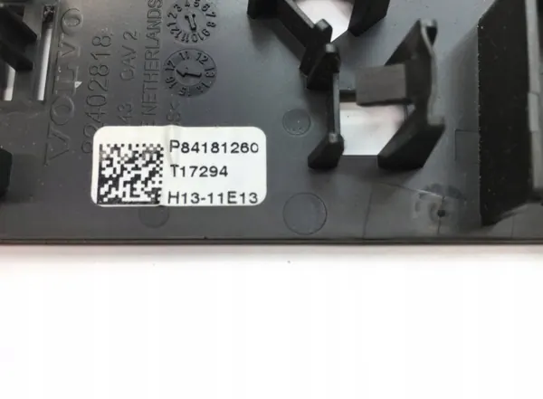 OEM 84181260 Volvo Klein interieur detail - Gebruikt image 4