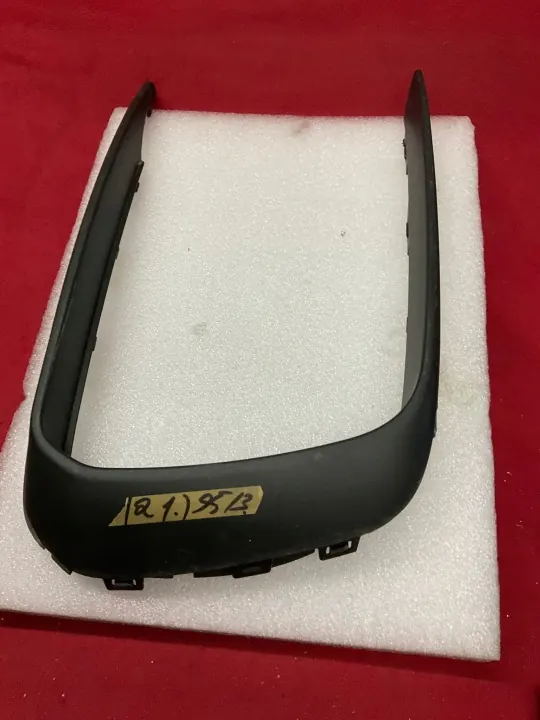 Porsche Macan Lift 95B etu oikea ritilä OEM 95B807820G image 3