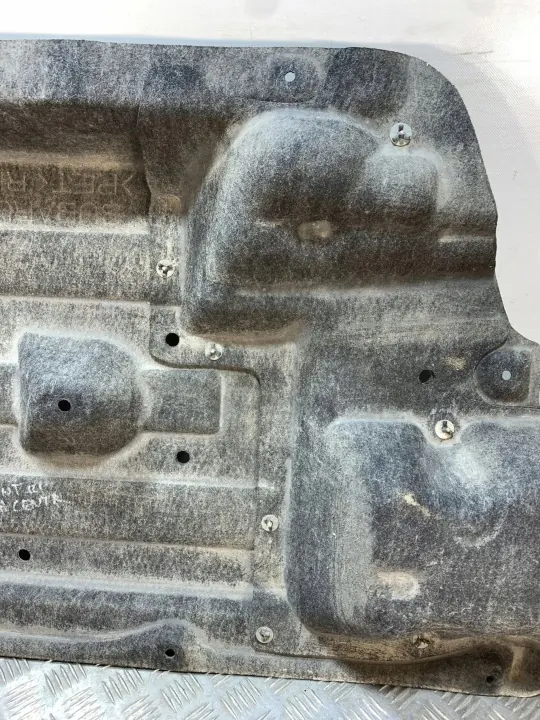 Subaru Ascent Unterbodenschutz OEM FBZ27240 image 4