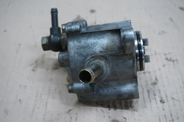 Bomba de vacío RAV4 II OEM 2.0 D4D 2000-2005 image 5
