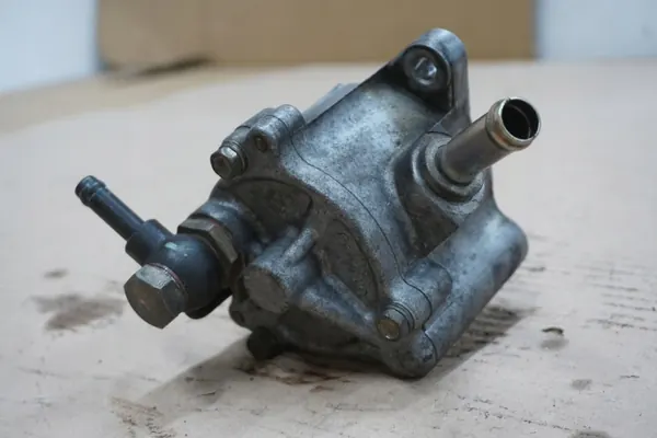 Bomba de vacío RAV4 II OEM 2.0 D4D 2000-2005 image 6