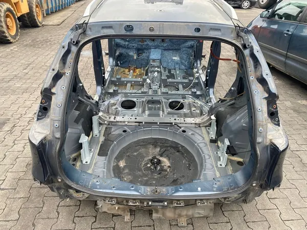 Rear Trunk Liner Nissan X-Trail T32 image 2