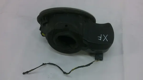 Kraftstoffklappe Jaguar XF X250 OEM LKIER: NER - Gebraucht image 3