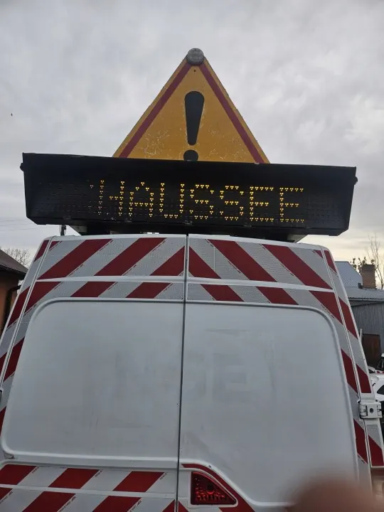 OEM BELKA SYGNALIZACYJNA LED-waarschuwingsbalk Renault Master image 2