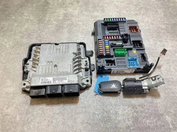Sytytysjoukko OEM S180123008B Peugeot 2008 II 1.6L image 2