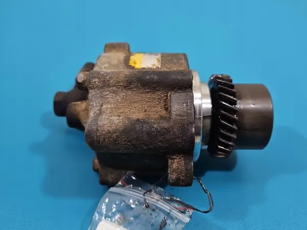 Imupumppu Toyota Land Cruiser 120 3.0 D4D OEM 29300-67020 image 3