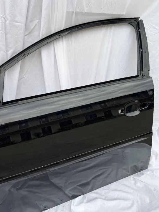 Puerta delantera izquierda Opel Vectra C Signum OEM Z20R image 3