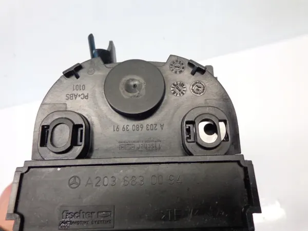 Mercedes C W203 Bekerhouder OEM A2036803991 image 5