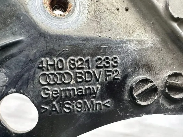 Renfort d'Aile Gauche OEM 4H0821233 Audi A8 S8 D4 image 4