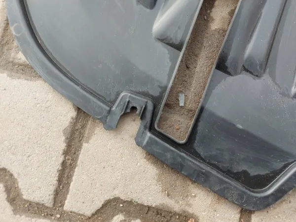 Plaque de protection Audi Q4 E-TRON OEM 89E825213A image 3