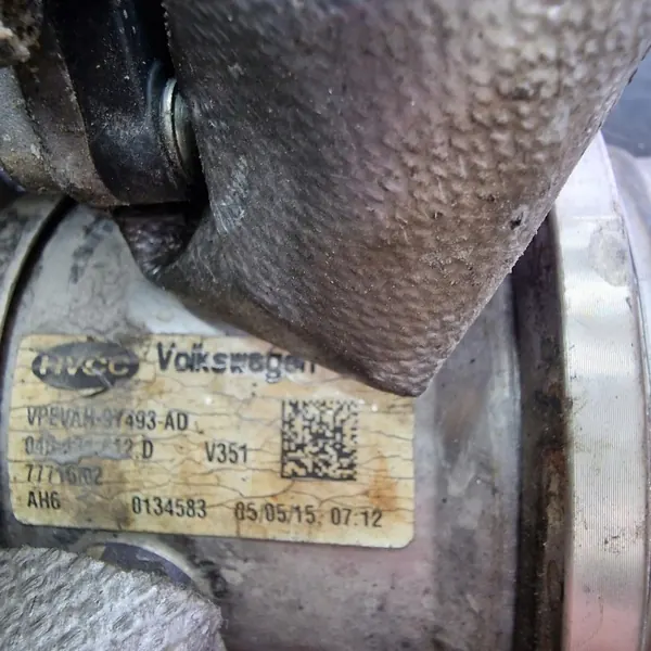 Avgassventil OEM 04B131501D 04B131512C för VW Polo 6R image 3
