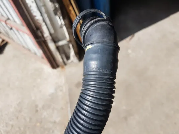 DAF CF Euro 6 Öleinfüllrohr OEM 1980883 - 440 PS image 4