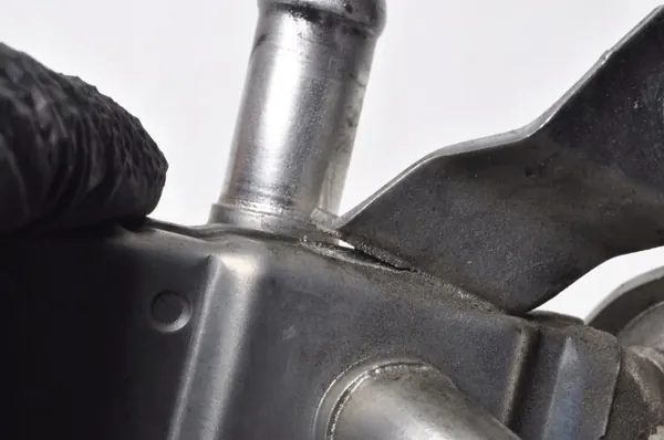 Arrefecedor EGR OEM 2560137010 para Auris II image 7