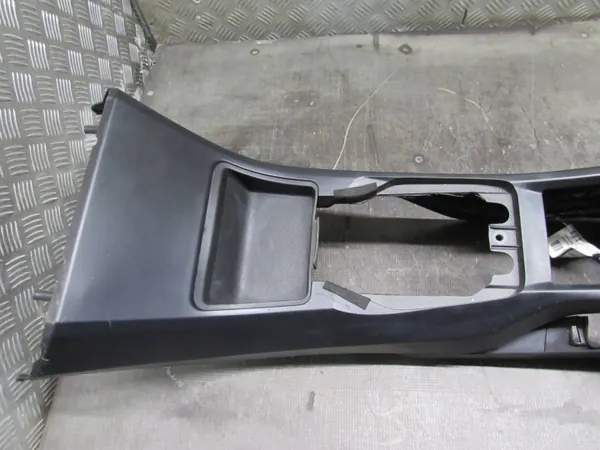 Volvo V40 II 12-16 middenarmsteun OEM KBI52221 image 6
