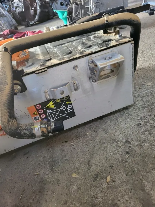Dacia Duster III Batteri OEM 295106913R - Begagnad image 5