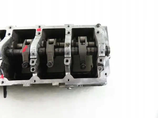 Árvore de cames usada para Gazelle 2.1 TD - OEM 5601006133 image 10