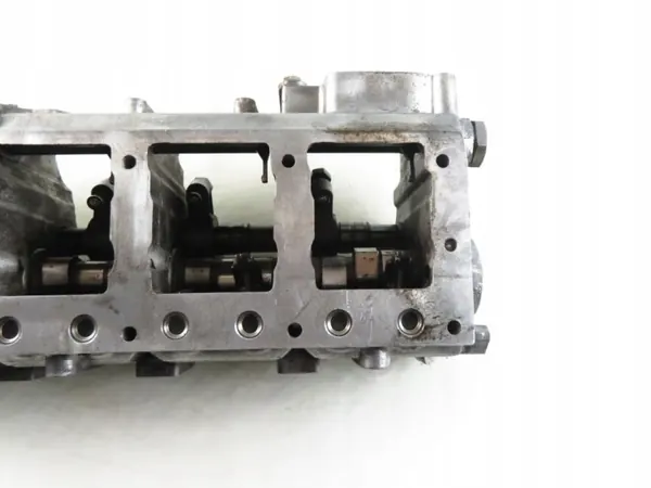 Árvore de cames usada para Gazelle 2.1 TD - OEM 5601006133 image 3