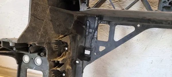 Frontverstärkung Seat Ibiza 08-12 6J0805588A image 10