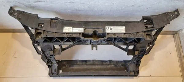 Frontverstärkung Seat Ibiza 08-12 6J0805588A image 2