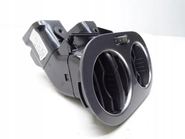 OEM 5N0819203A Hecktunnel-Luftgitter image 3