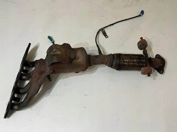 Katalysaattori Volvo V50 S40 II 1.8 16V OEM 3110114000 image 2