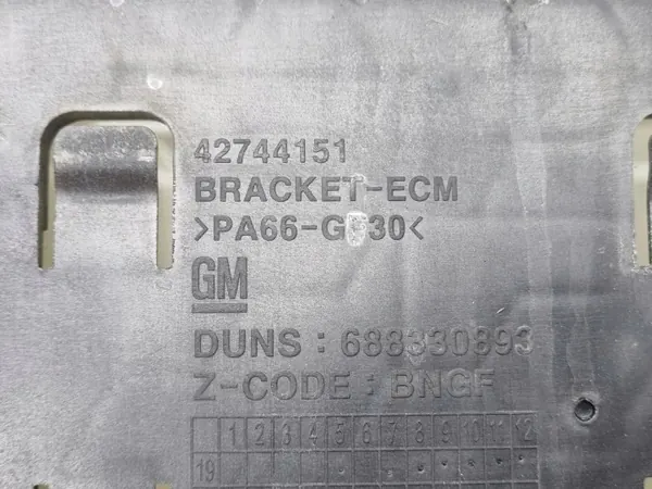 Buick Encore GX motorregelaarbeugel OEM 42744151 image 4