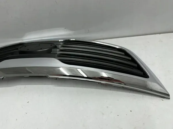 KIA Sportage III Grill 86352-3W000 image 6