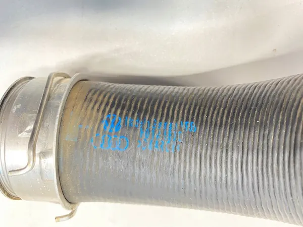 Manguera intercooler VW T5 2.5 TDI 7H0145980Q image 2