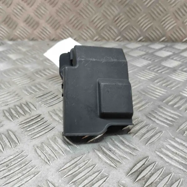 Lämmityspuhaltimen rele OEM 9673999880 Peugeot 5008 image 3