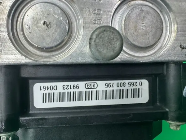 Pompe ABS Contrôleur OEM 0265800795 pour Hyundai i20 image 4