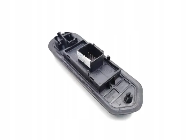 Ford Focus Seiten-/Schiebetürdichtung OEM 1400095480 image 6