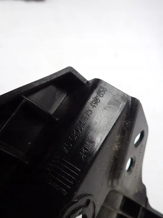 OPEL MOKKA X Scivolo di montaggio paraurti anteriore destro OEM 42478108 image 3