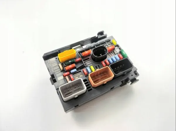Módulo BSM Caixa de Fusíveis OEM 9675877980 Peugeot Citroen image 2