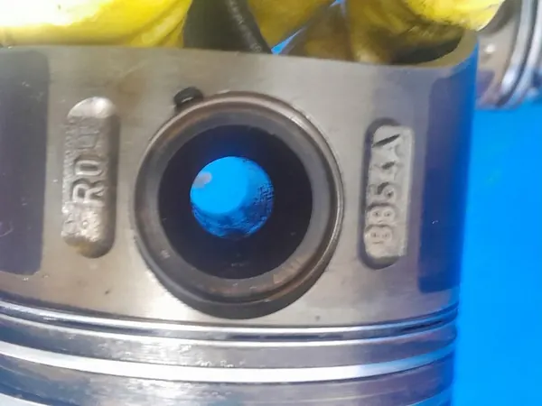 Jeu Piston et Bielle Mercedes Vito W639 2.2 CDI image 3