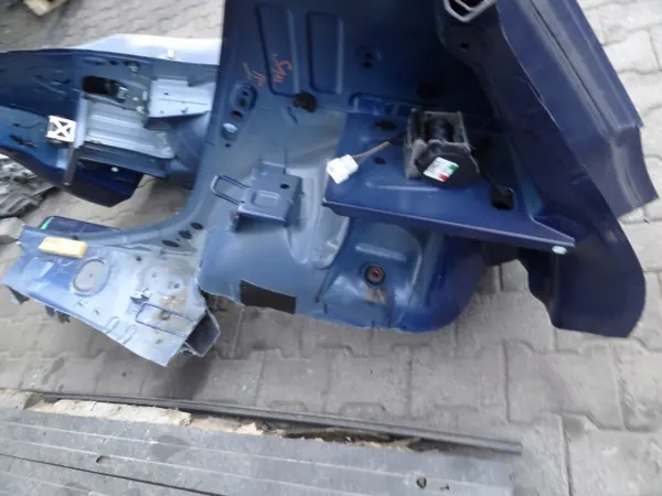 Guardabarros trasero Dacia Sandero OEM 760323061R image 3