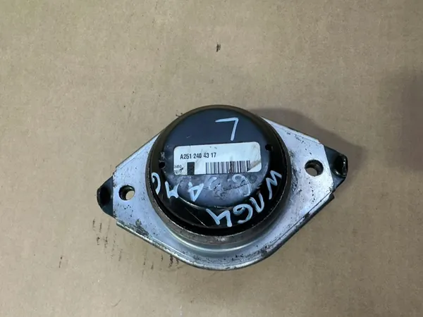 Soporte de motor derecho Mercedes ML W164 6.3 AMG OM156 image 2