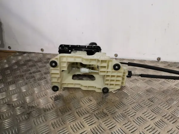 Kia OE Schalthebel OEM FBZ3762 - Gebraucht image 5