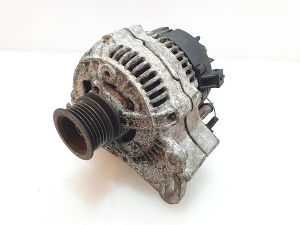 Volkswagen Polo Ibiza Golf 2002 Alternator 028903025G image 3